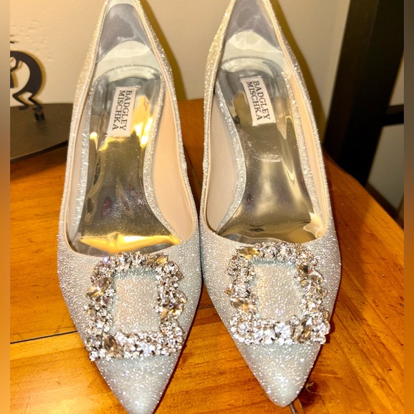 Badgley Mischka 2 inch glittery pumps! - Picture 9 of 9